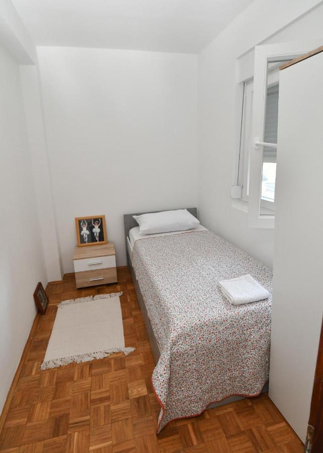 Apartmani Dora Duboka Eksteriør bilde